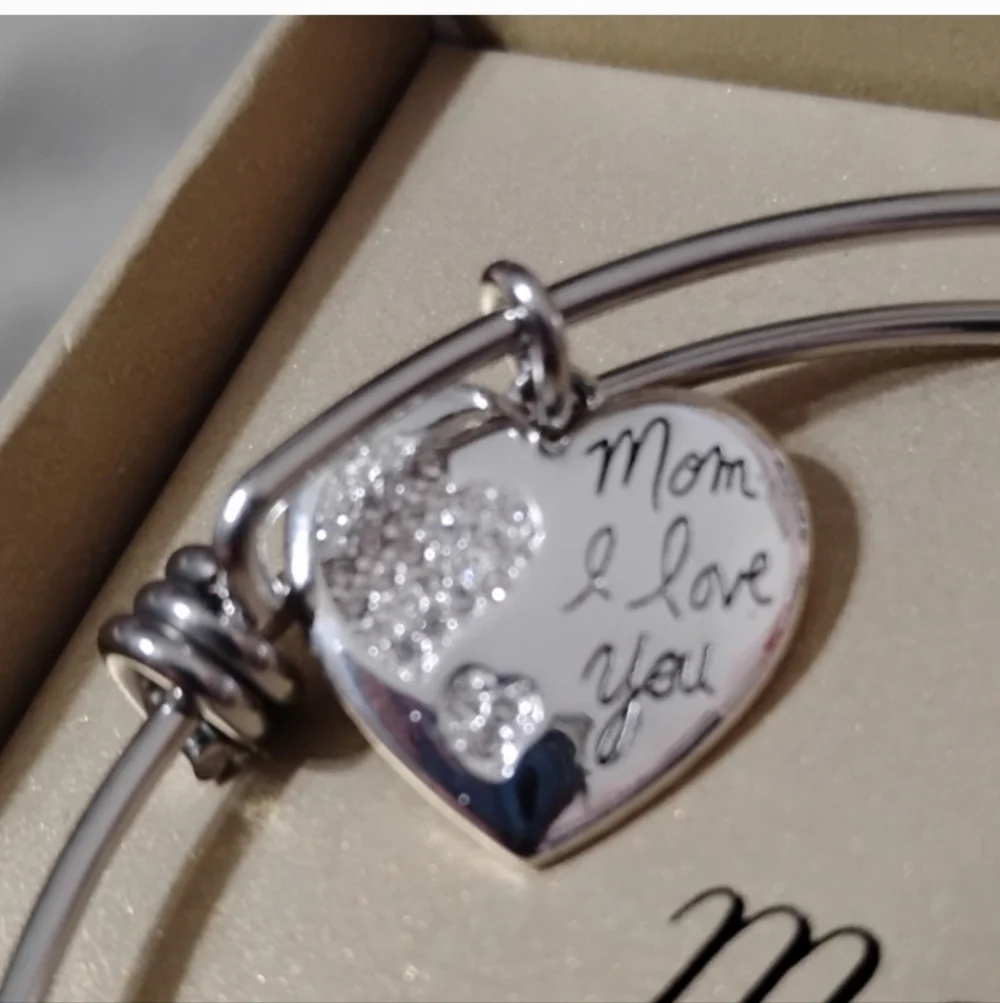 Mom Charm Bracelet I Heart Love Mom Thank You Stainless Steel Silver Gift NWT